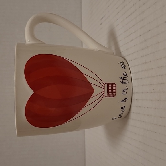 Love Is In The Air Heart Shaped Hot Air Balloon Valentines Mug - Picture 10 of 16